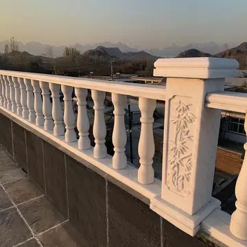 銀川市南高速出口有護欄廠嗎