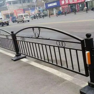 營山養殖高速公路護欄網生產廠家