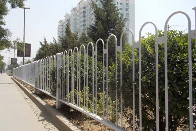 阿勒泰高速路橋護欄