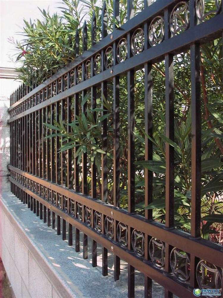 阿圖什高速公路護欄網廠