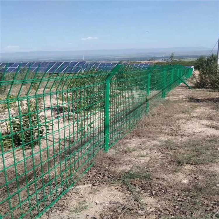 優(yōu)質(zhì)高速護(hù)欄板定做