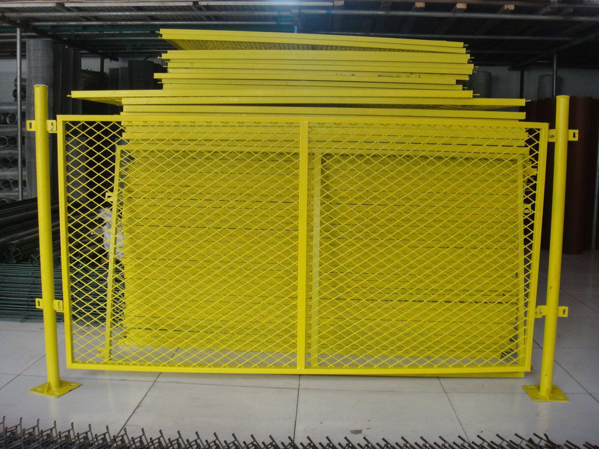 優質高速護欄立柱定制