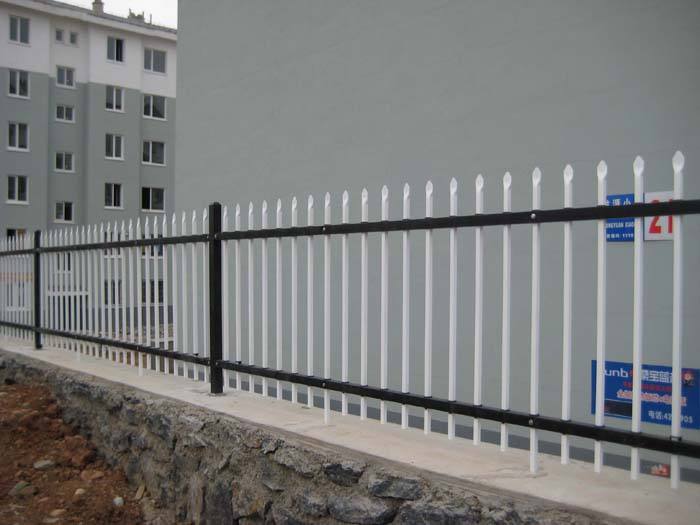 余姚高速公路護欄板滾壓成型設備