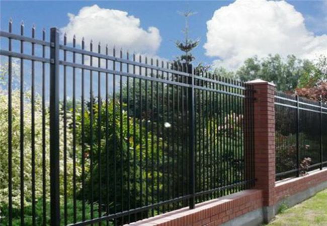 玉林高速公路波形護欄安裝隊