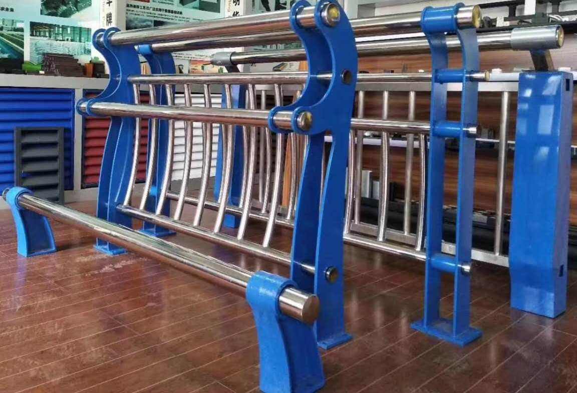 玉樹高速護欄板廠家