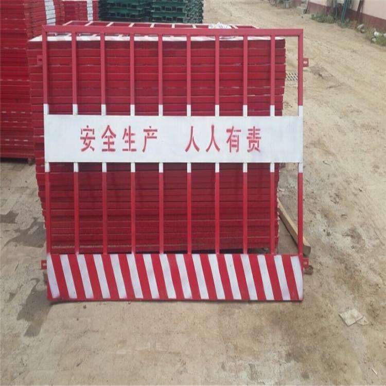 玉湛高速中間護(hù)欄圖片