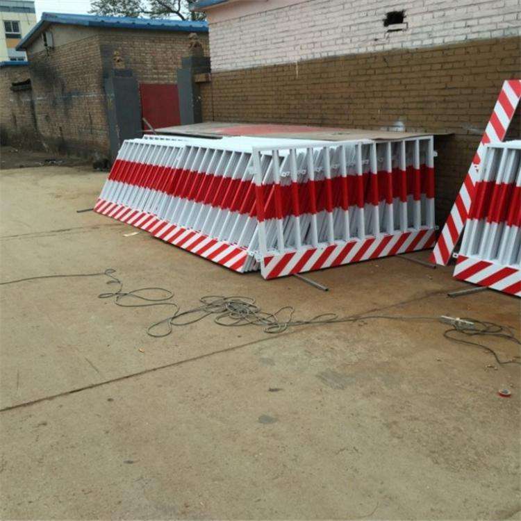 預制高速公路中護欄