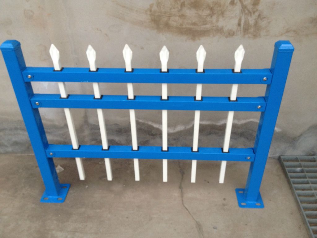 元旦四川高速公路波形護欄