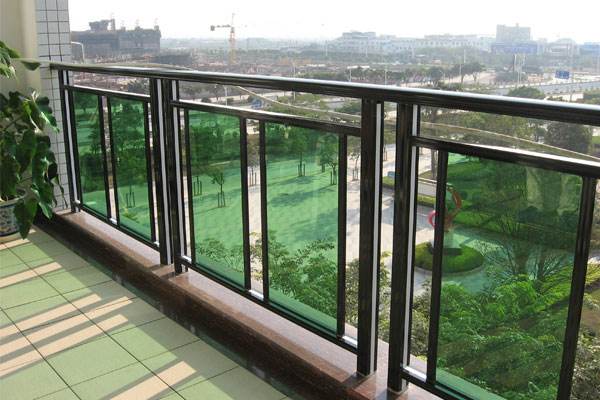 云南高速公路護欄批發