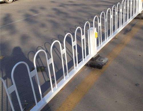 伊犁高速公路護欄網生產商