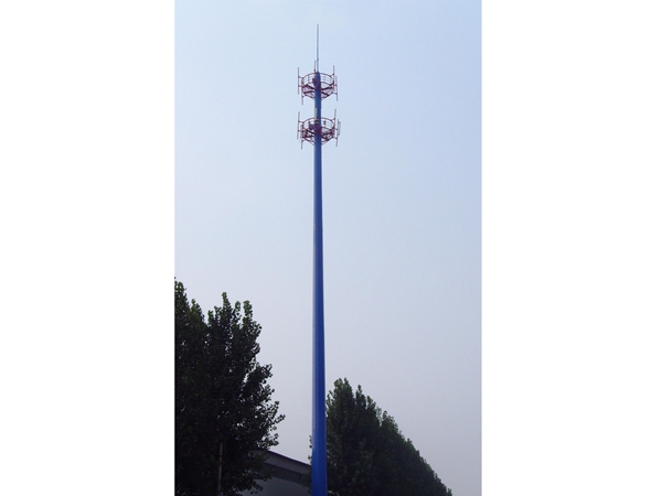 株木郎馬峰上的信號塔