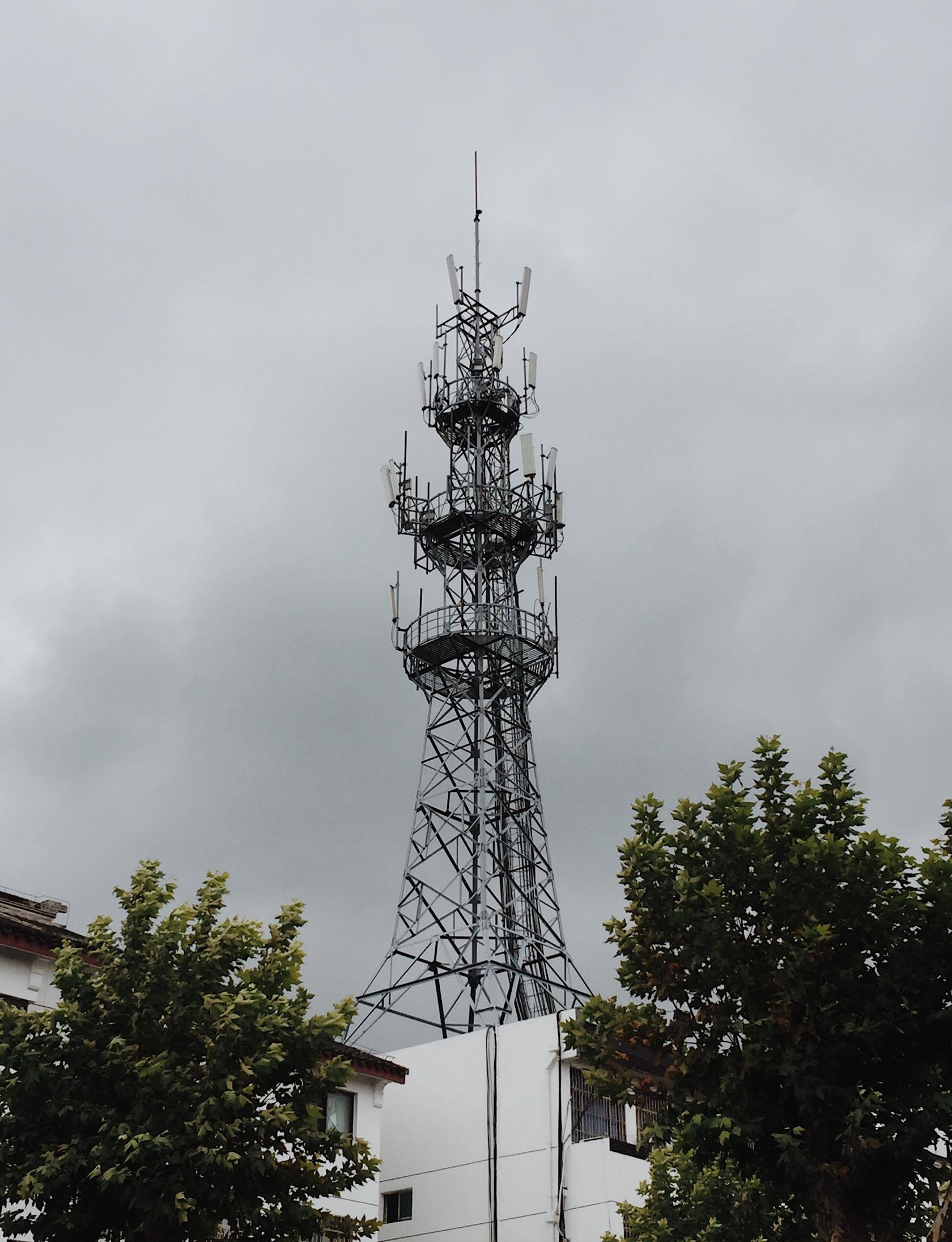 35米4角通訊塔多重